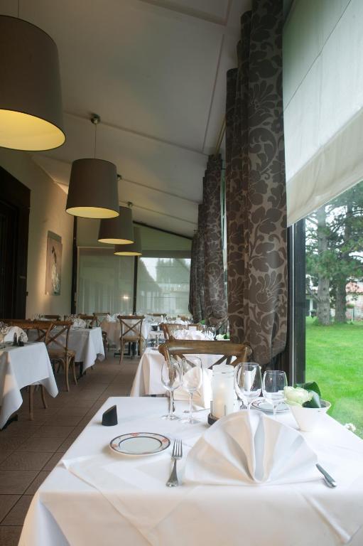 Logis Hotel & Restaurant - Lensotel Eksteriør bilde